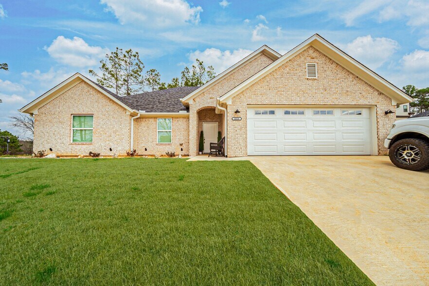 Primary Photo Of 4814 FM 346 E, Tyler Apartments For Sale
