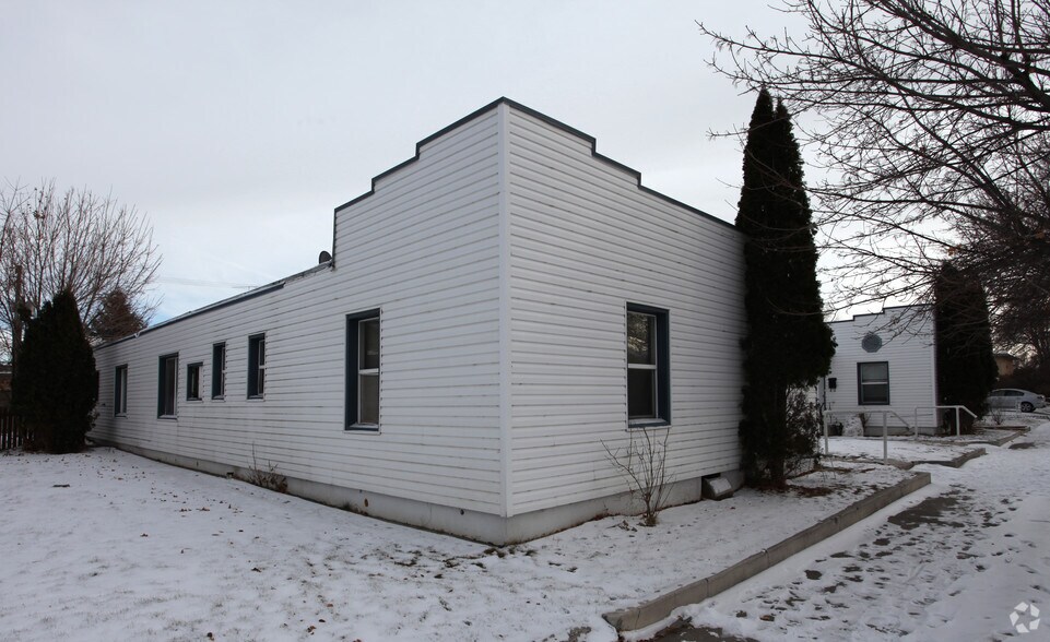 More Photos Of 1333 Miller Ave, Burley Apartments For Sale