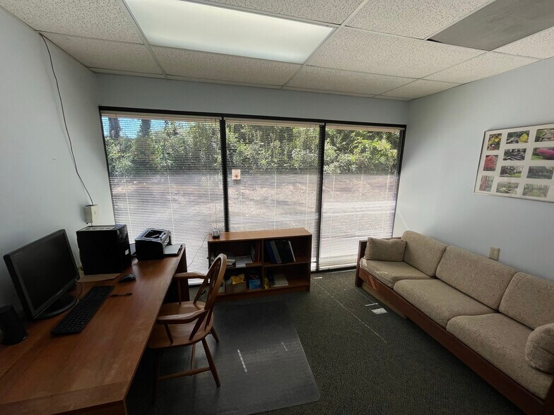 More Photos Of 2520 Windy Hill Rd SE, Marietta Medical For Lease