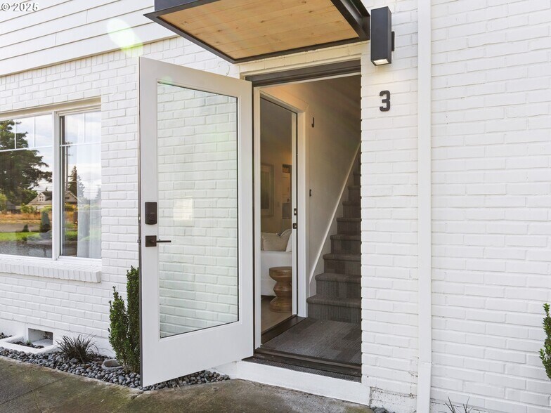 More Photos Of 10701 NE 59th St, Vancouver Apartments For Sale