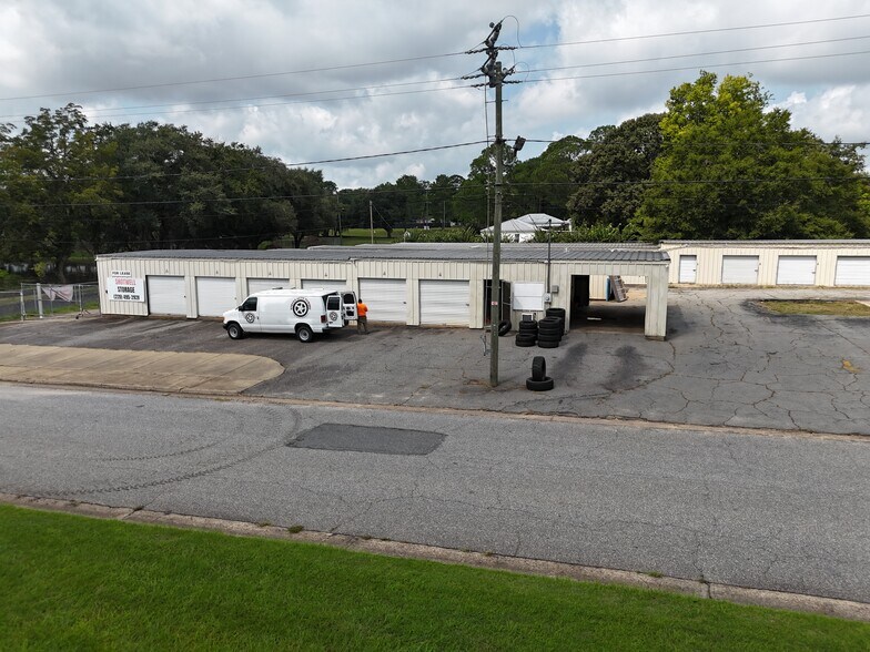More Photos Of 404 S Boulevard Dr, Bainbridge Industrial For Sale