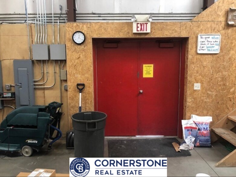 More Photos Of 4336 E 2nd St, Casper General Retail For Lease