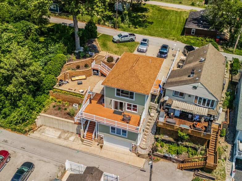 More Photos Of 13512 Dewey St, Cedar Lake Multifamily For Sale