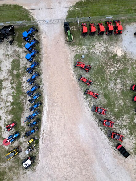 More Photos Of 3456 S Burleson Blvd, Alvarado Freestanding For Sale