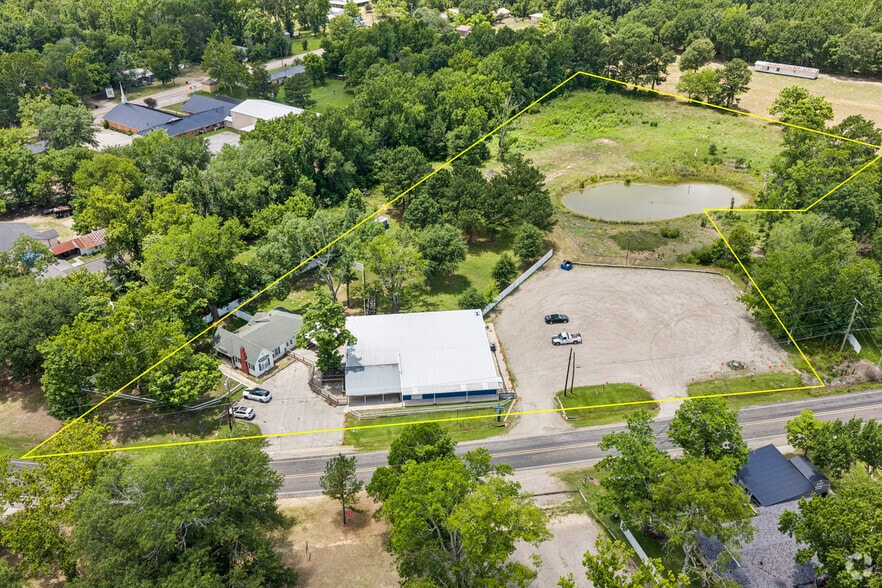 More Photos Of 1450 FM 279, Ben Wheeler Restaurant For Sale