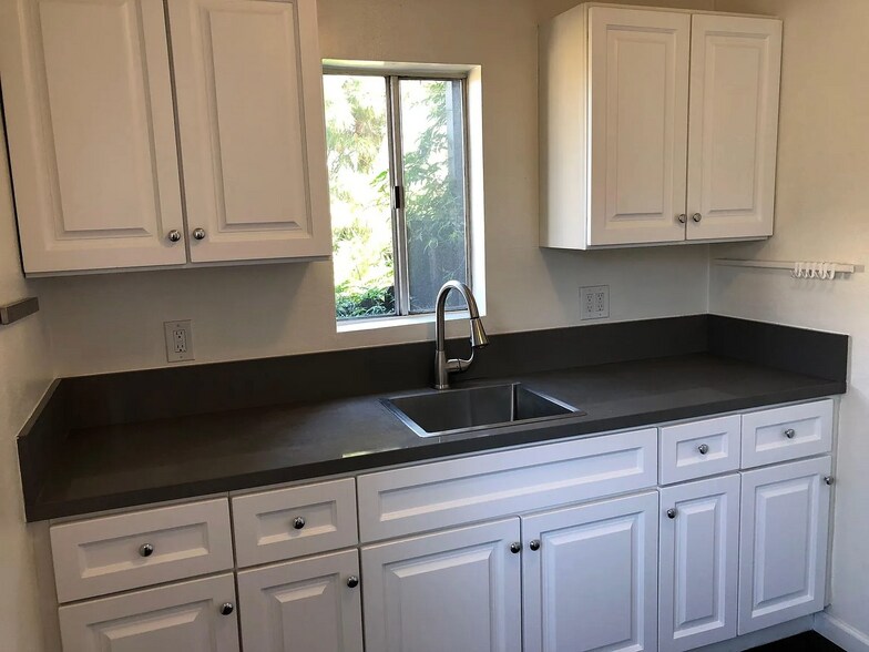 More Photos Of 834 Laguna Ave, Los Angeles Multifamily For Sale
