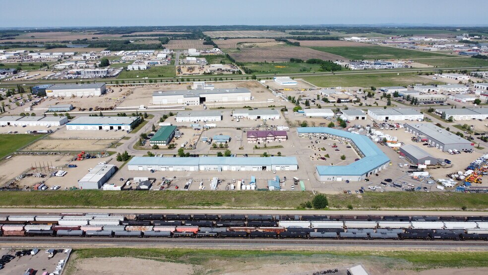 More Photos Of 7471 Edgar Industrial Bend, Red Deer Light Distribution For Sale