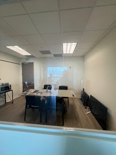 More Photos Of 175 SW 7th St, Miami Medical For Lease