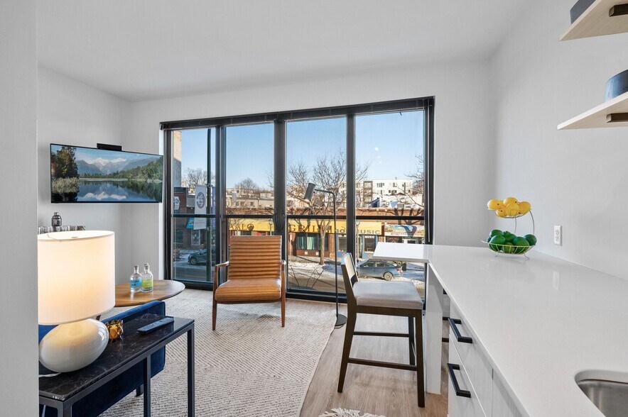 More Photos Of 2640 Nicollet Ave, Minneapolis Apartments For Lease