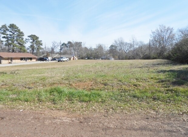 More Photos Of US Highway 79, Henderson Land For Sale