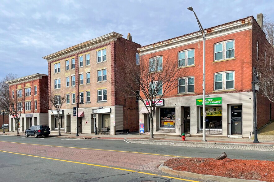 More Photos Of 411-431 N Main St, Bristol Apartments For Sale