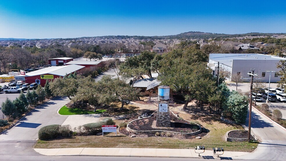 More Photos Of 32255 IH-10 W, Boerne Loft Creative Space For Lease