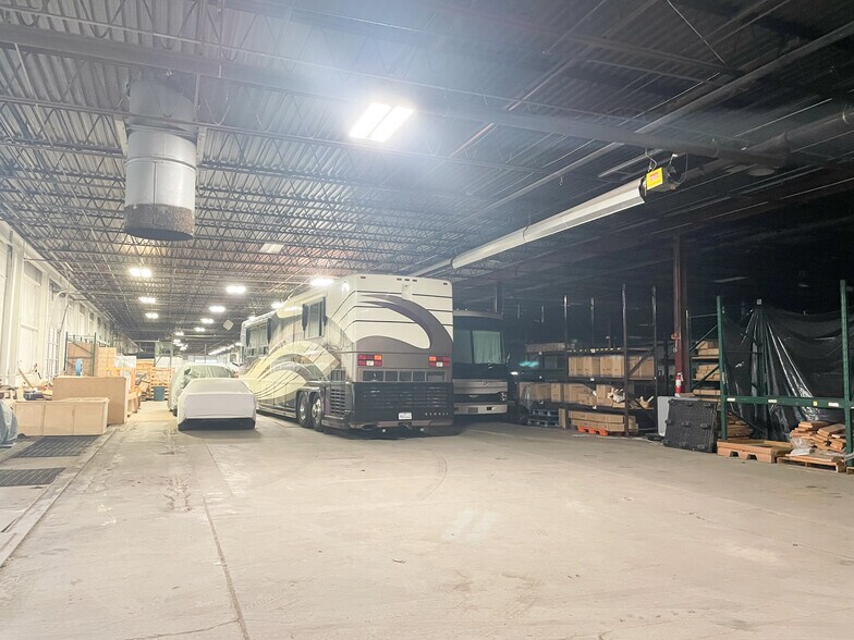 More Photos Of 7451 Terminal Dr, Lorain Truck Terminal For Sale