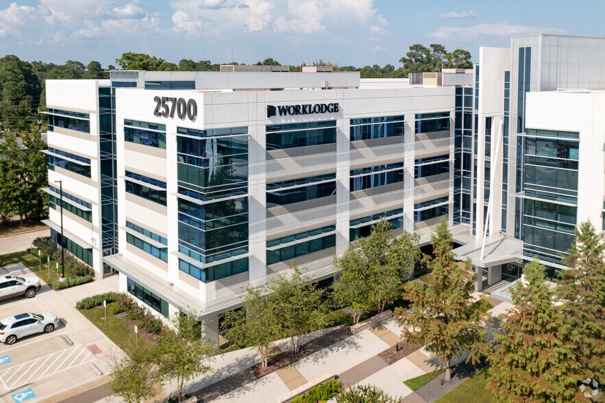 More Photos Of 25700 Interstate 45, Spring Coworking Space