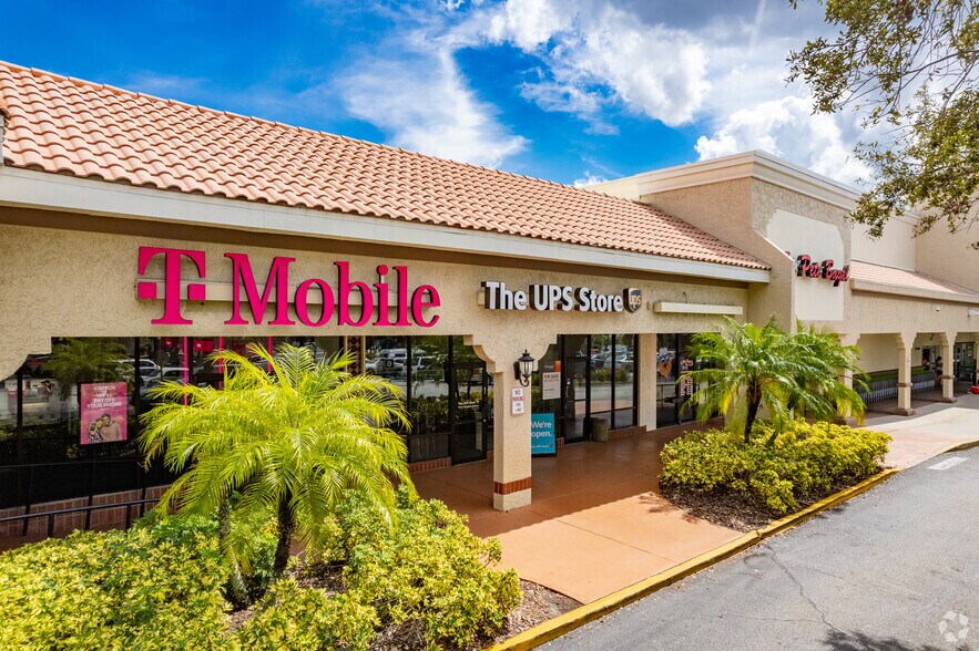 More Photos Of 1483-1575 Main St, Dunedin Unknown For Lease