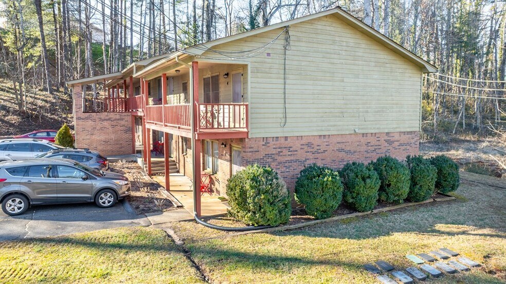 More Photos Of 80 Love St, Franklin Apartments For Sale