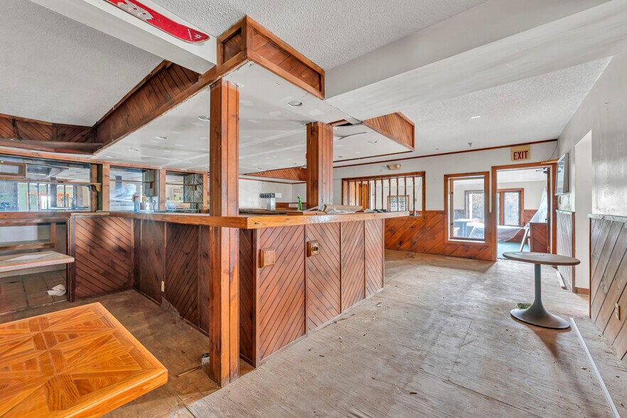 More Photos Of 704 Beech Mountain Pky, Beech Mountain Specialty For Sale