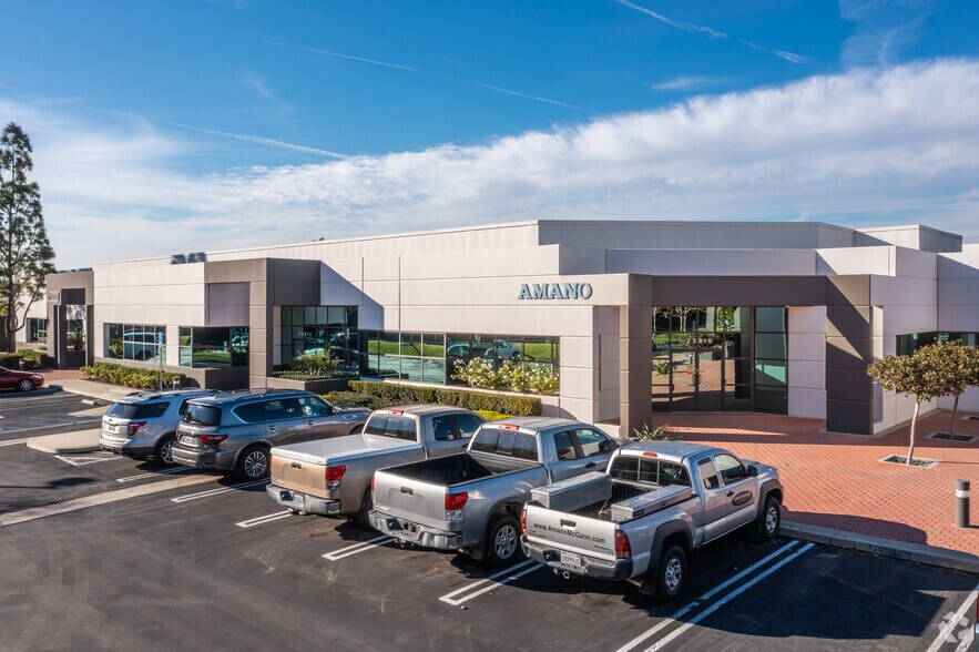 More Photos Of 22601-22619 Old Canal Rd, Yorba Linda Warehouse For Lease