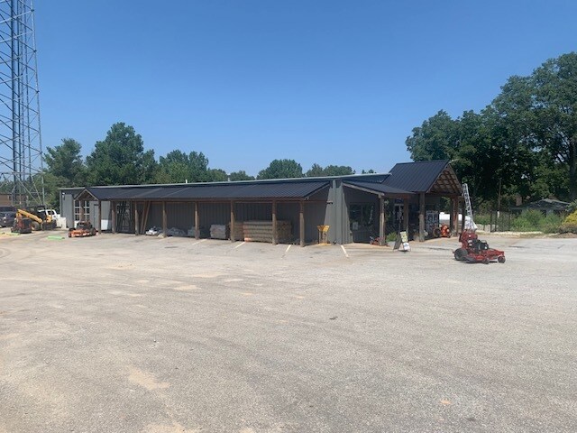 More Photos Of 926 Fairview Rd, Simpsonville General Retail For Sale