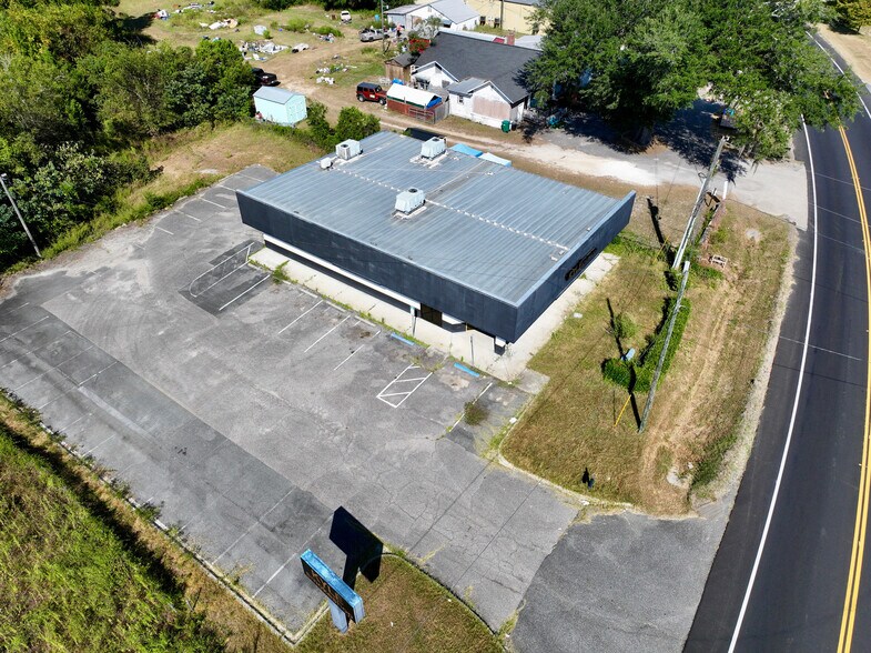 More Photos Of 2811 Highway 71, Marianna Freestanding For Lease