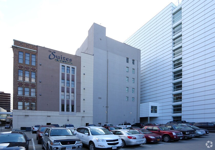 More Photos Of 312 8th St, Des Moines Office For Sale