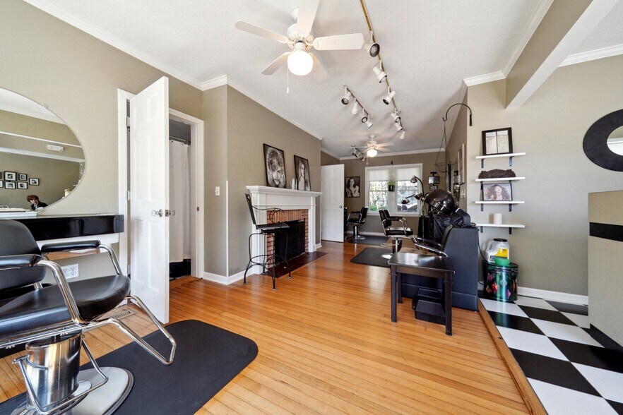 More Photos Of 189 East Ave, Norwalk Storefront Retail Residential For Sale