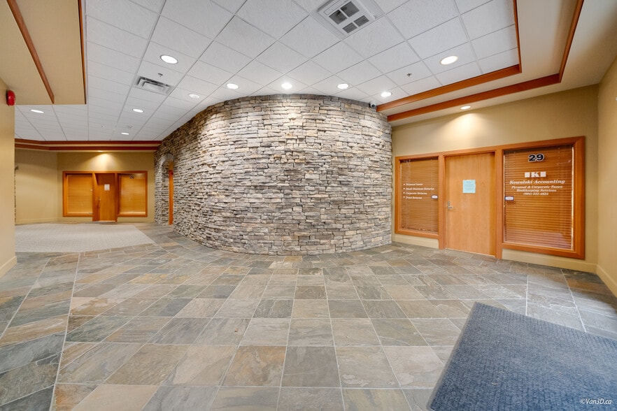 More Photos Of 1480 Foster St, White Rock Apartments For Lease