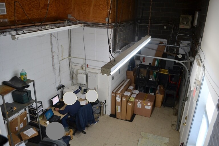 More Photos Of 400 E Edsall Blvd, Palisades Park Manufacturing For Lease