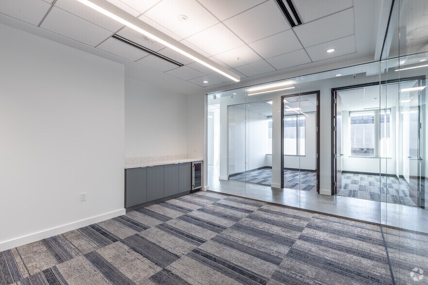 Photo of 6th Floor Ste Spec Suite 2