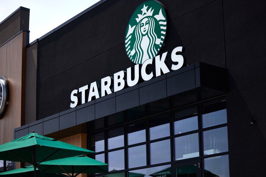 More Photos Of 1355 Kingston Rd, Pickering Unknown For Lease