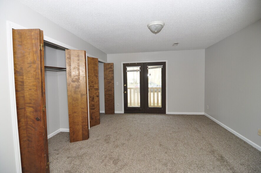 More Photos Of , Huntsville Multifamily For Sale