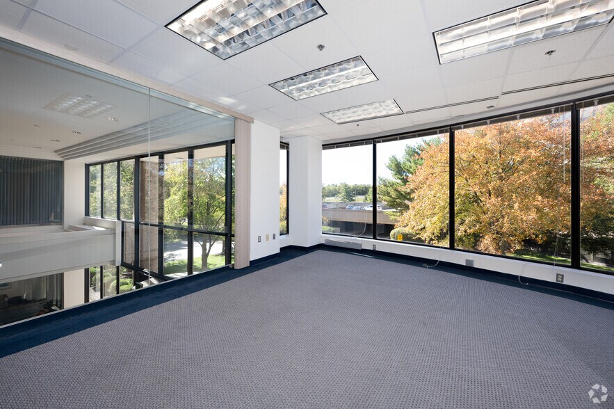 More Photos Of 10451 Mill Run Cir, Owings Mills Office For Sale
