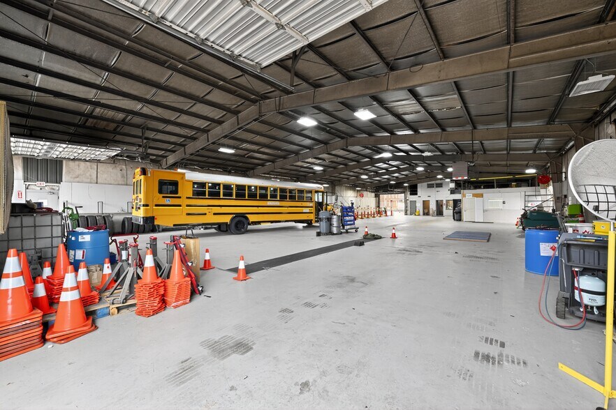 More Photos Of 512 S Wilmer Ave, Anniston Warehouse For Sale
