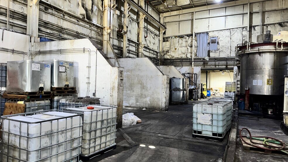 More Photos Of 14305 Cocoa Avenue, Reno Industrial For Sale