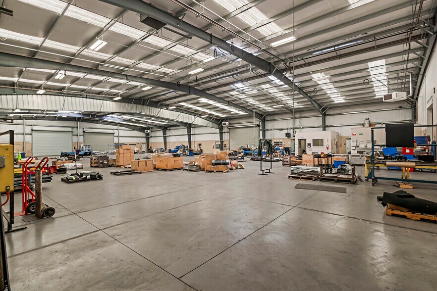 More Photos Of 100 Loren Ave, Chico Manufacturing For Lease