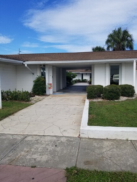 More Photos Of 1601 Rickenbacker Dr, Sun City Center Medical For Lease