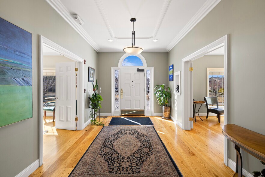 More Photos Of 5371 Kietzke Ln, Reno Office For Lease