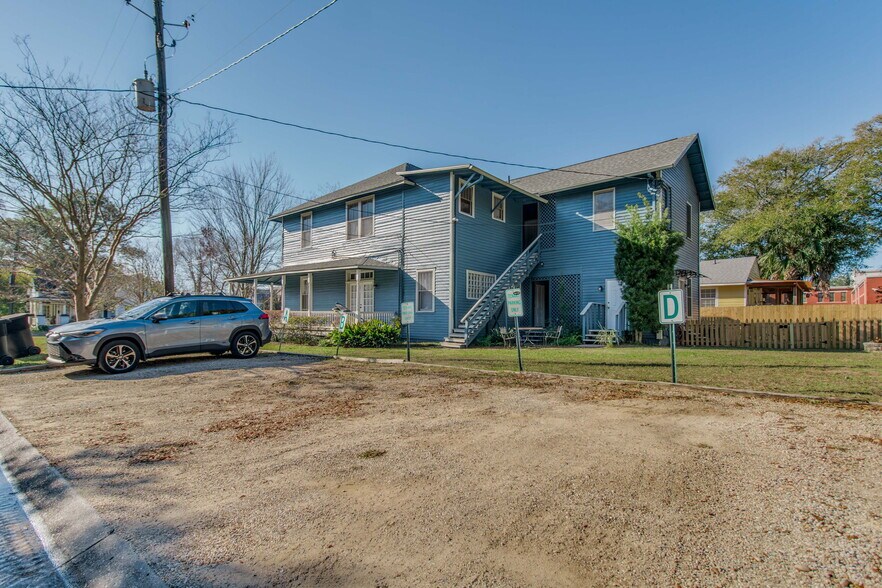 More Photos Of 1224 E Strong St, Pensacola Apartments For Sale