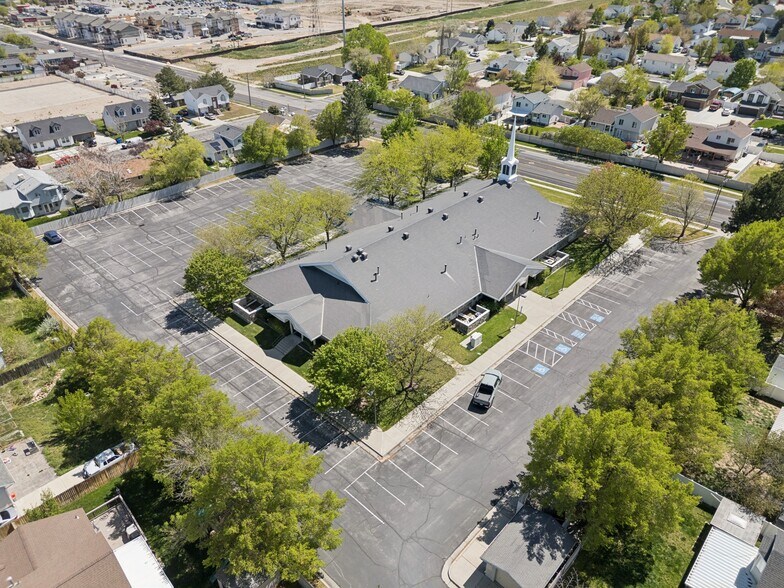 Primary Photo Of 5938 6200 S, Kearns Religious Facility For Sale