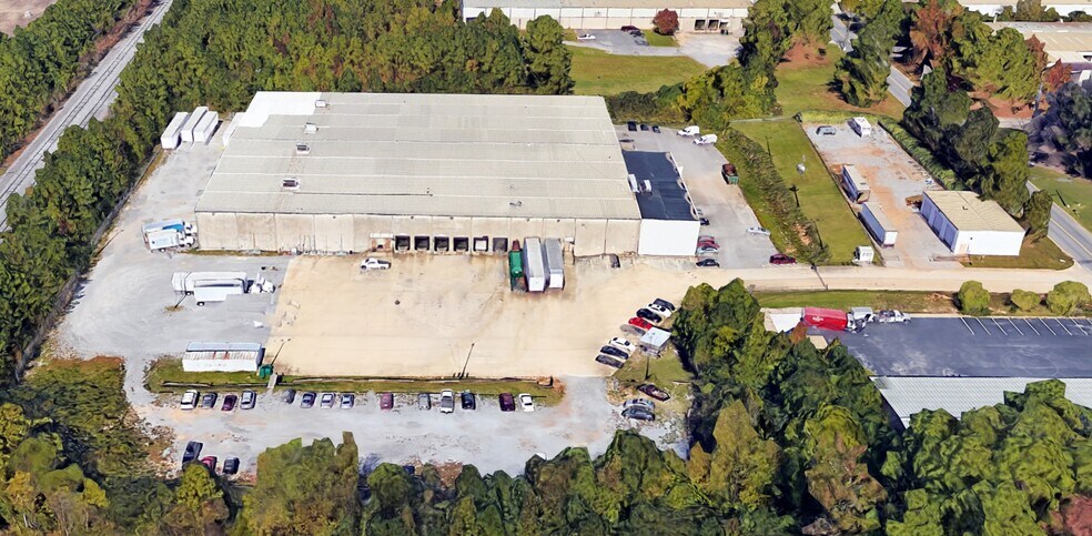 Primary Photo Of 300 Industrial Dr, Birmingham Warehouse For Lease