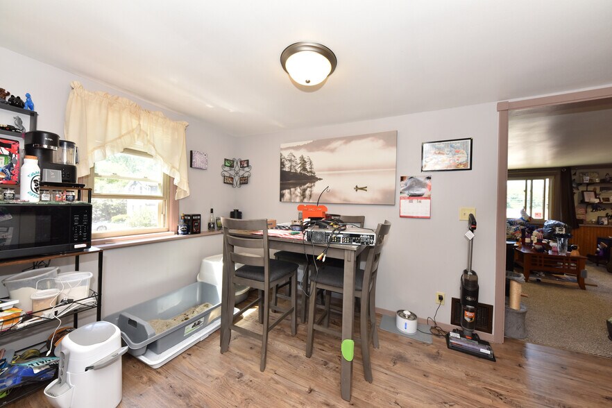 More Photos Of N96W20275 County Line Rd, Menomonee Falls Multifamily For Sale