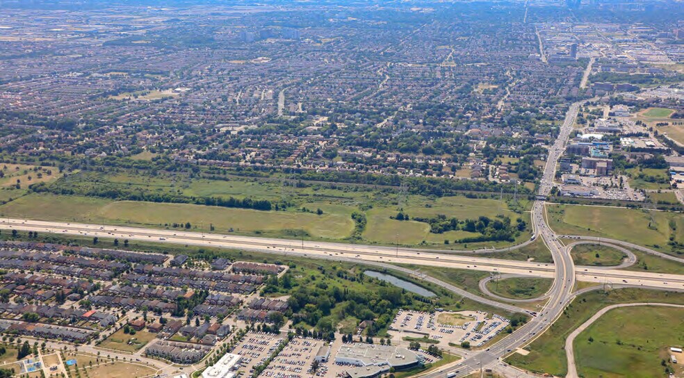 More Photos Of Greenberg Gate, Markham Land For Sale
