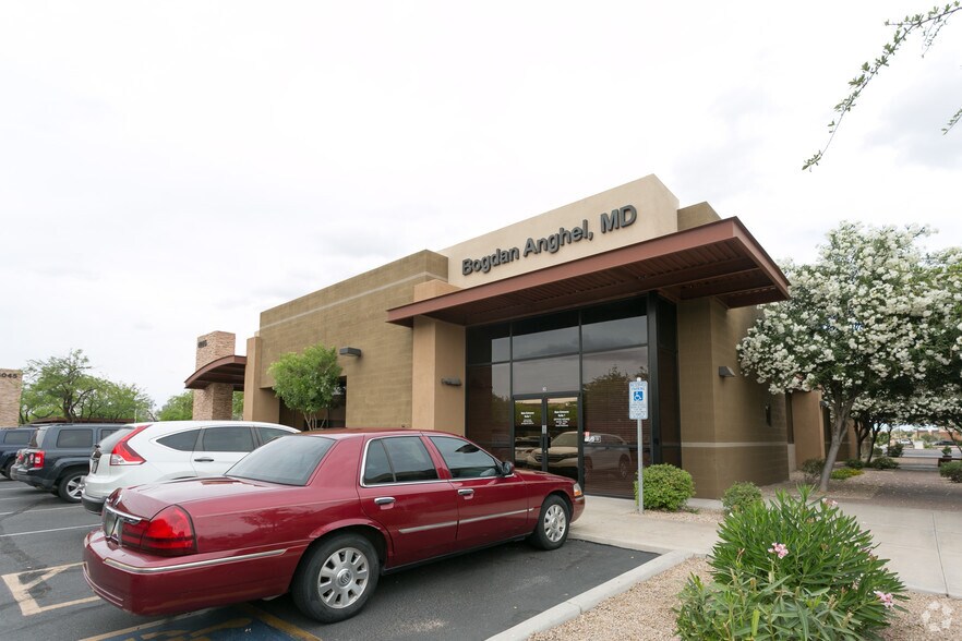 More Photos Of 4025 W Chandler Blvd, Chandler Coworking Space