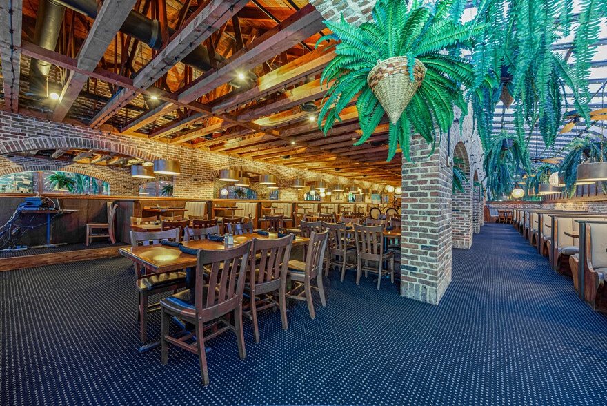 More Photos Of 14410 Coastal Hwy, Ocean City Restaurant For Sale