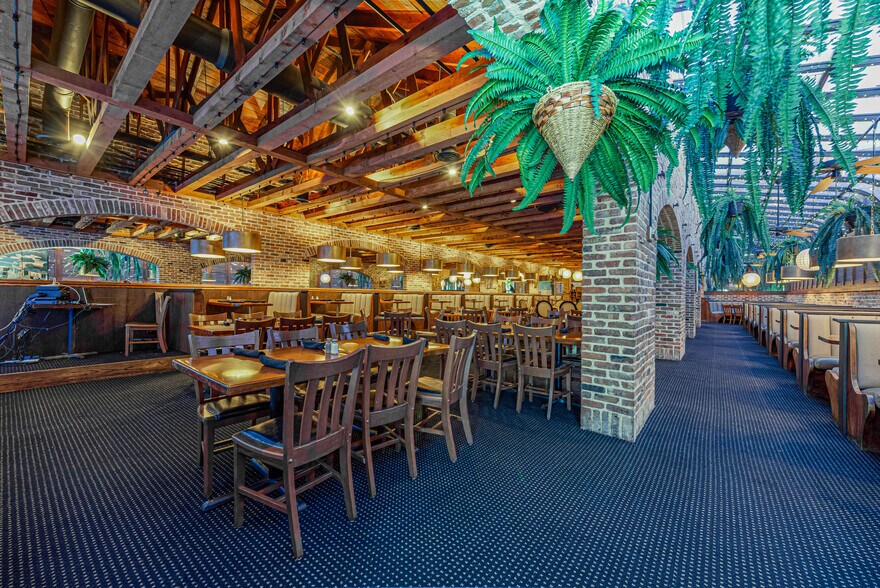 More Photos Of 14410 Coastal Hwy, Ocean City Restaurant For Sale