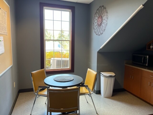 More Photos Of 351 Sparta Ave, Sparta Office For Lease