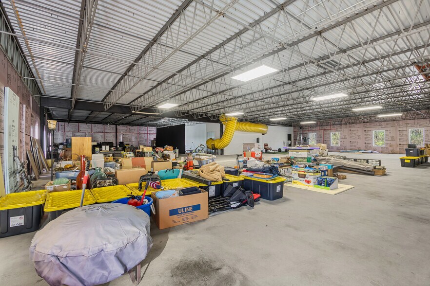 More Photos Of 2104 International Ln, Madison Light Distribution For Sale