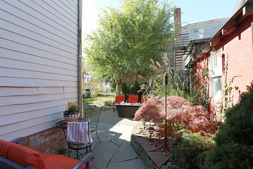 More Photos Of 25 Adams St, Kingston Apartments For Sale
