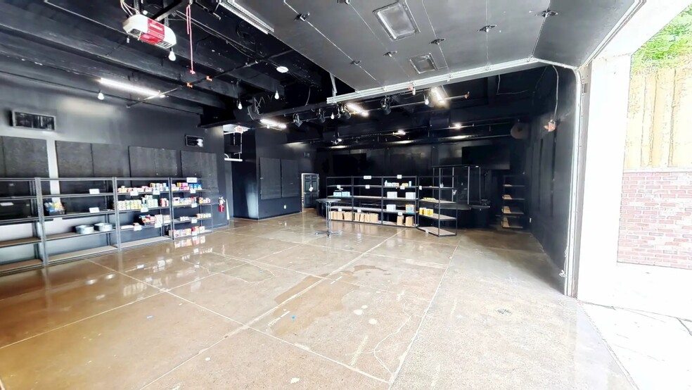 More Photos Of 1635 Reading Rd, Cincinnati Loft Creative Space For Lease