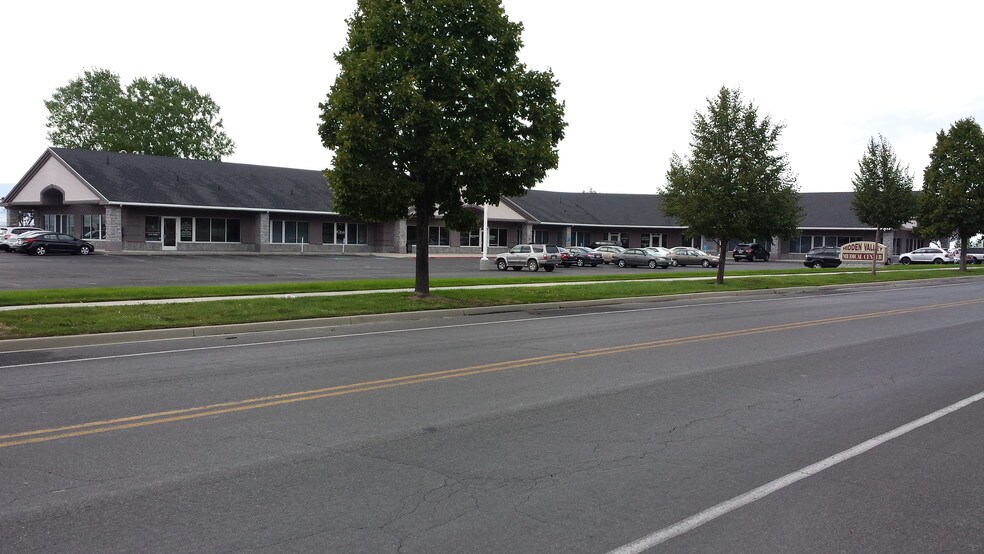 More Photos Of 12226 S 1000 E, Draper Unknown For Lease